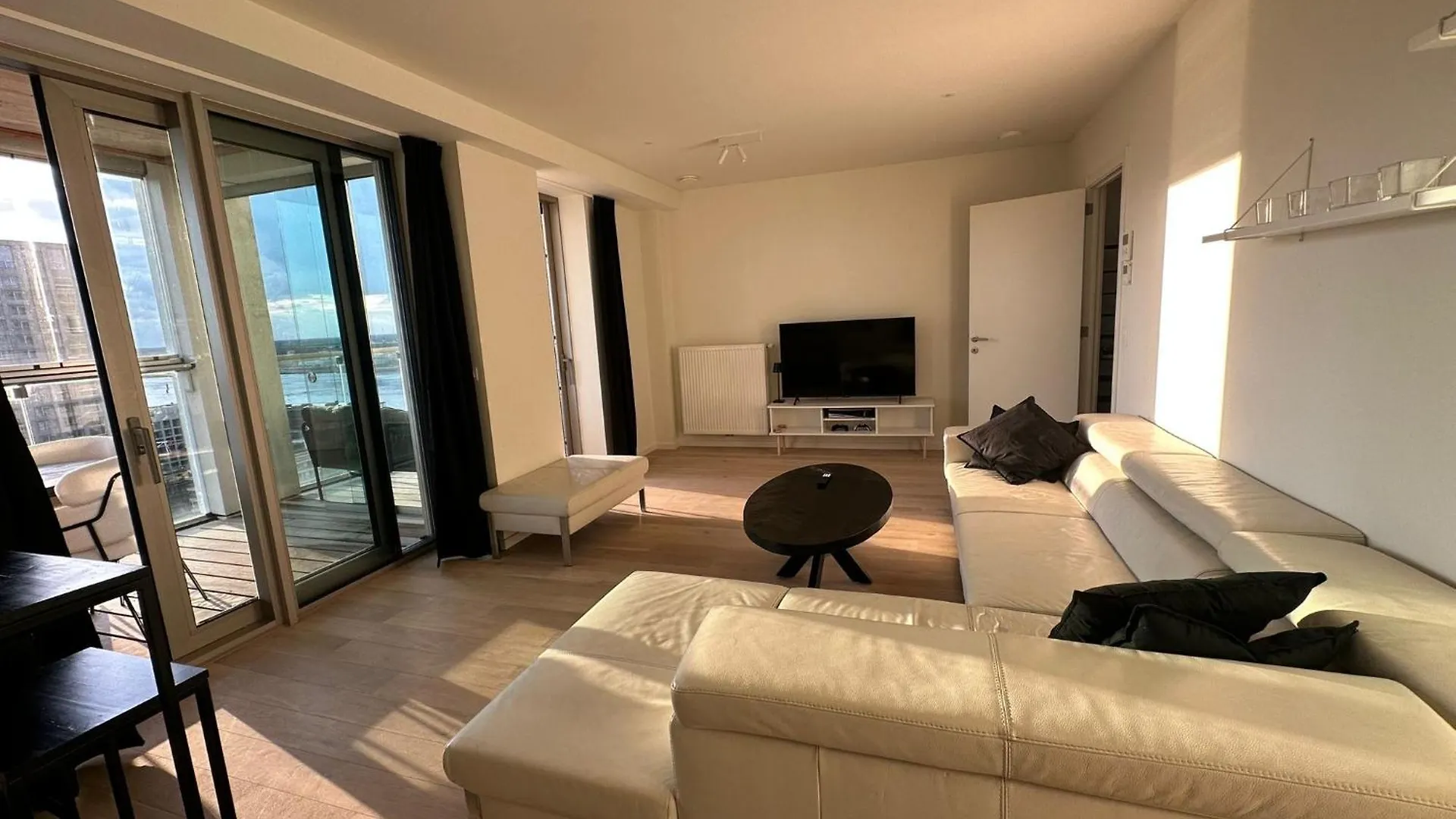 Luxurious Apartment With Panoramic View Antwerpen Belgium